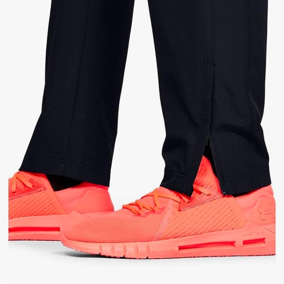 Under Armour Black Athletic Pants - Picture 3 of 3